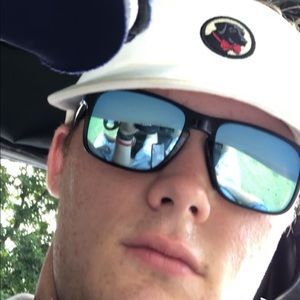 Meet your Posher, Joshua